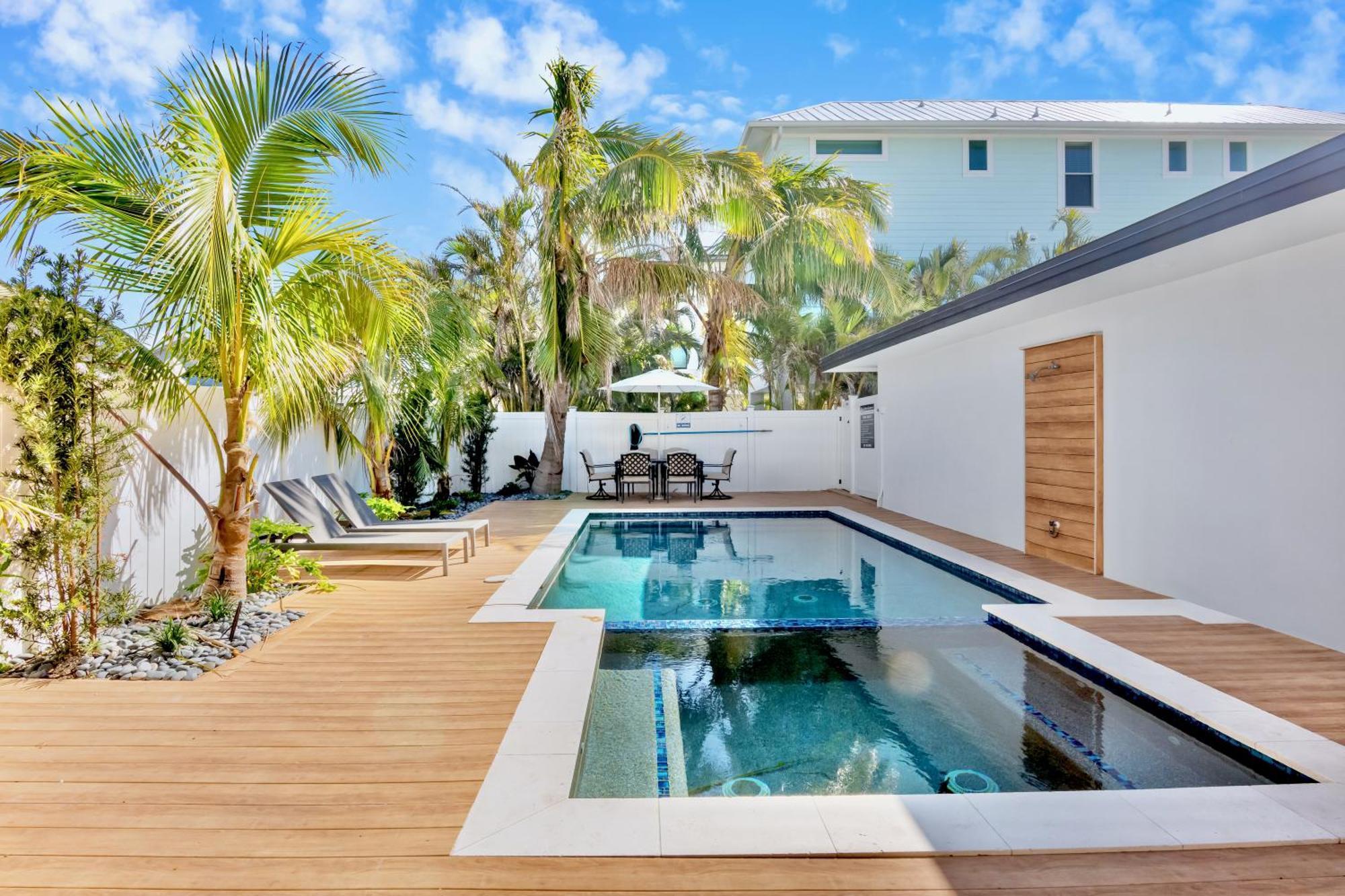 Captain'S Quarters At Anna Maria Island Inn Bradenton Beach Extérieur photo